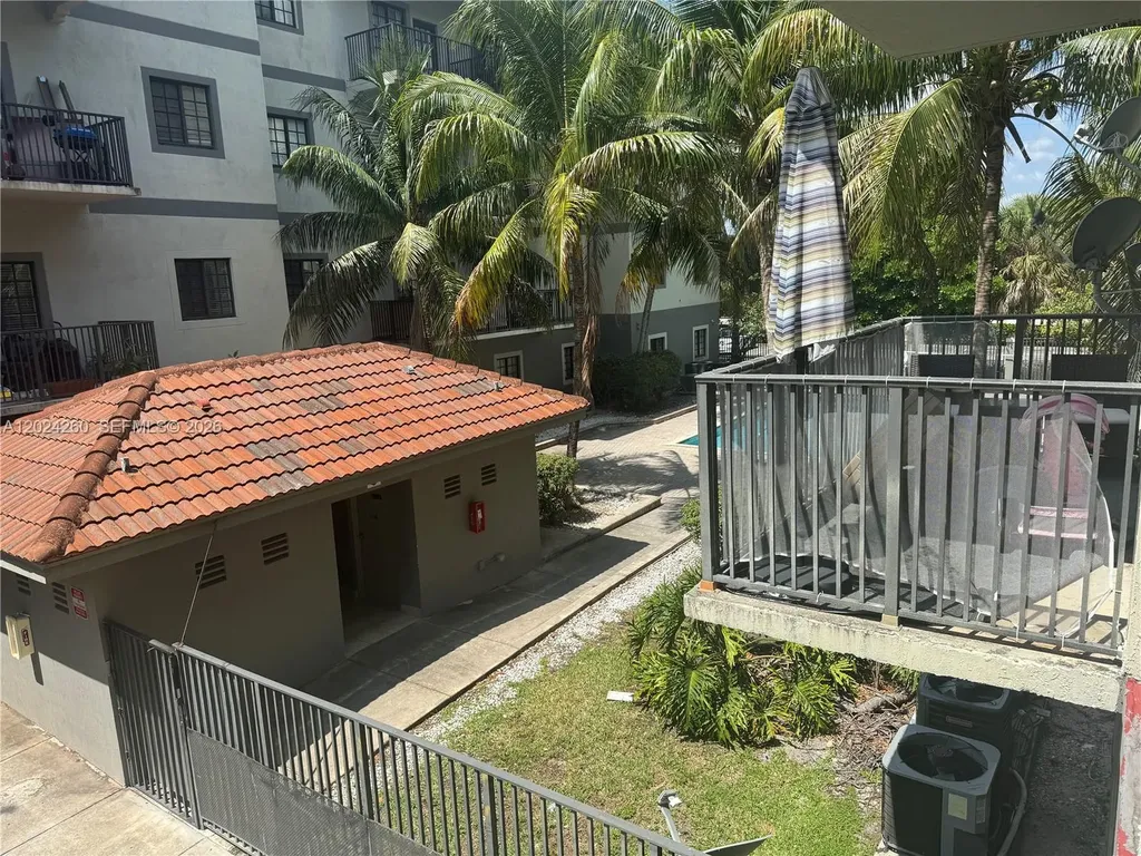 2851 Riverside Drive Coral Springs FL 33065