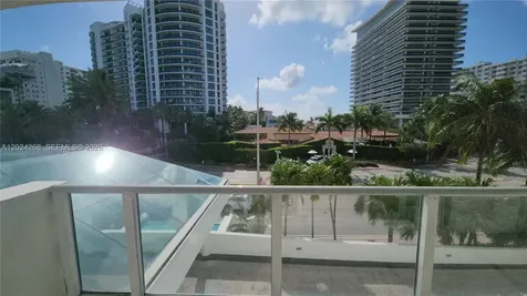 5900 Collins Avenue Miami Beach FL 33140