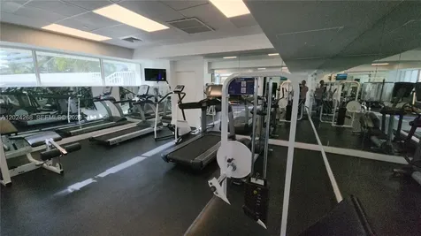 5900 Collins Avenue Miami Beach FL 33140