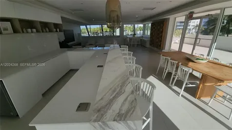 5900 Collins Avenue Miami Beach FL 33140