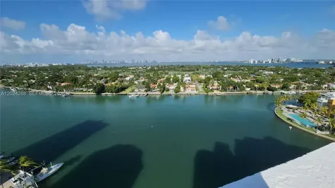 5900 Collins Avenue Miami Beach FL 33140