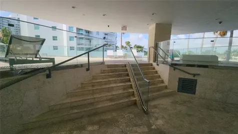 5900 Collins Avenue Miami Beach FL 33140