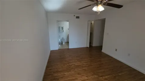 5900 Collins Avenue Miami Beach FL 33140
