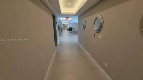 5900 Collins Avenue Miami Beach FL 33140
