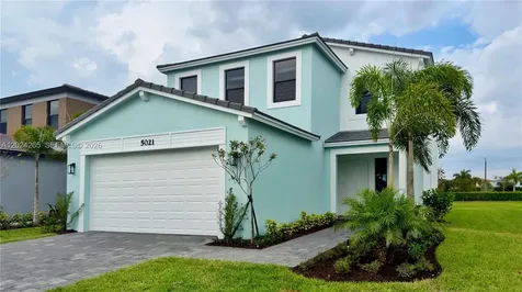 5021 Coquina Place Westlake FL 33470