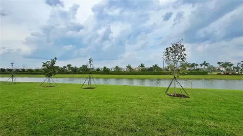 5021 Coquina Place Westlake FL 33470