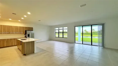 5021 Coquina Place Westlake FL 33470