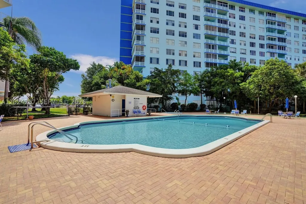 3850 Washington Street Hollywood FL 33021
