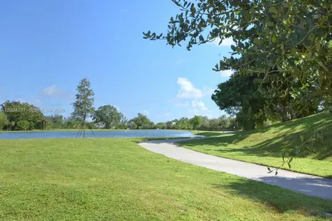 3850 Washington Street Hollywood FL 33021