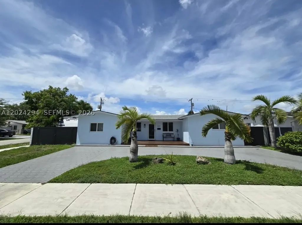 9591 SW 52nd Terrace Miami FL 33165
