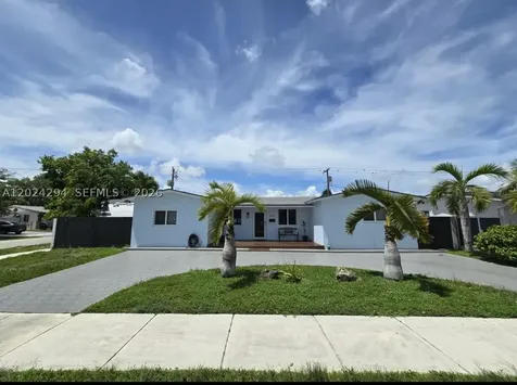 9591 SW 52nd Terrace Miami FL 33165