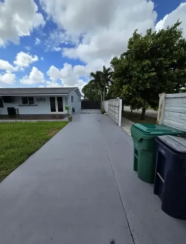 9591 SW 52nd Terrace Miami FL 33165