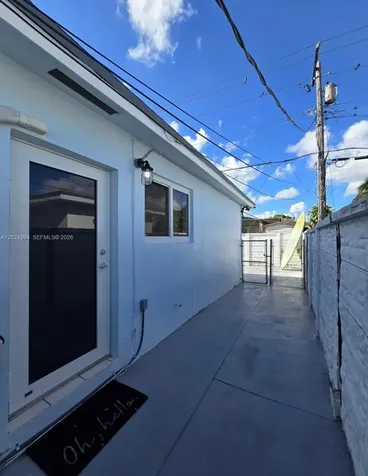 9591 SW 52nd Terrace Miami FL 33165