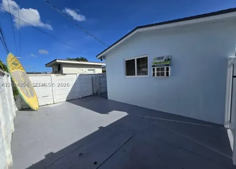 9591 SW 52nd Terrace Miami FL 33165
