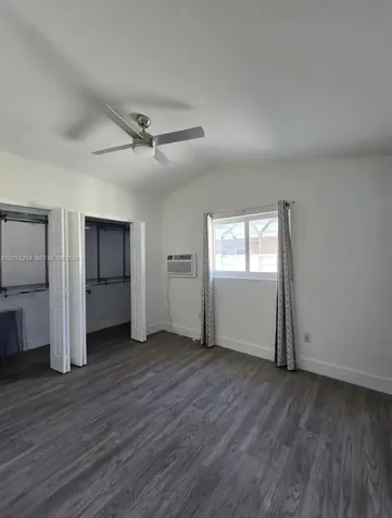 9591 SW 52nd Terrace Miami FL 33165