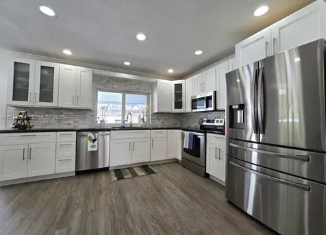 9591 SW 52nd Terrace Miami FL 33165