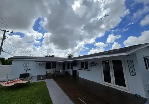 9591 SW 52nd Terrace Miami FL 33165