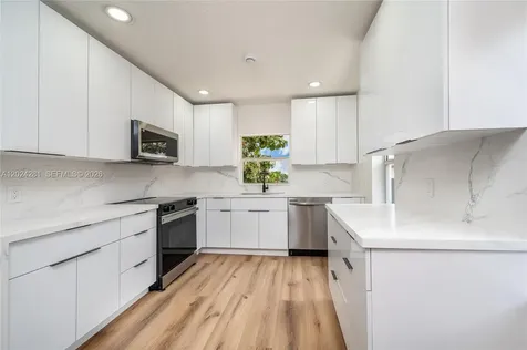 264 Navajo Street Miami Springs FL 33166