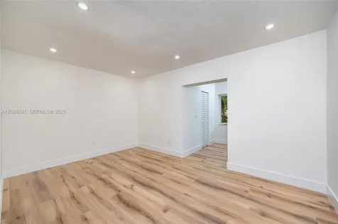 264 Navajo Street Miami Springs FL 33166