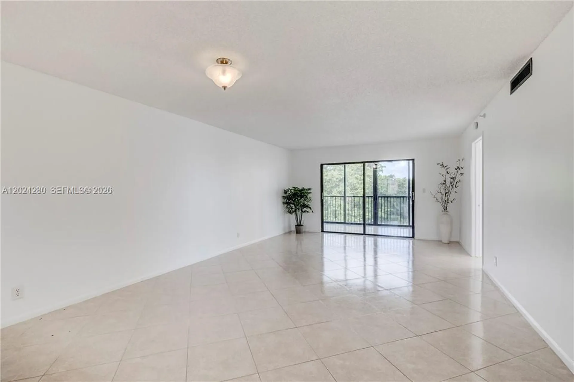 2205 S Cypress Bend Drive Pompano Beach FL 33069