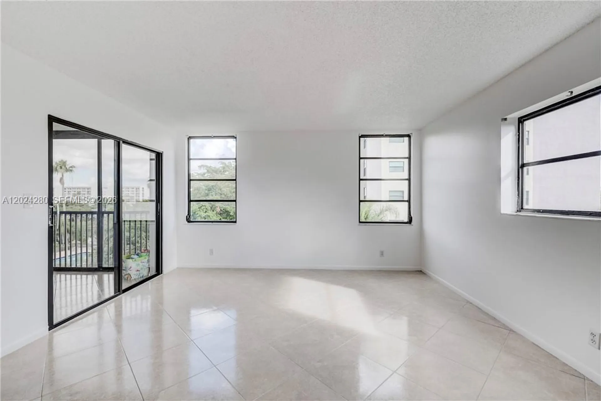 2205 S Cypress Bend Drive Pompano Beach FL 33069