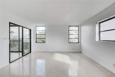 2205 S Cypress Bend Drive Pompano Beach FL 33069