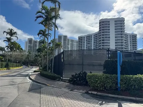 3530 Mystic Pointe Drive Aventura FL 33180