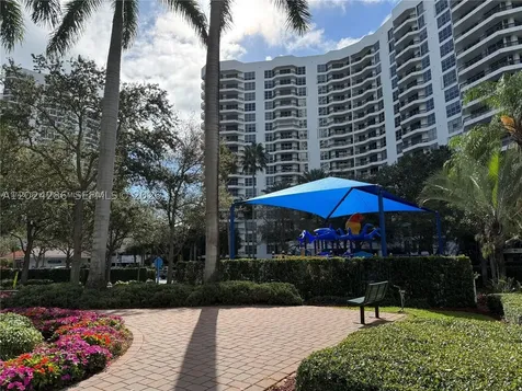 3530 Mystic Pointe Drive Aventura FL 33180