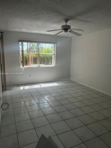 2621 SE 21st Court Homestead FL 33035
