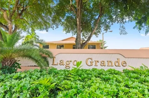 6480 W 27th Court Hialeah FL 33016