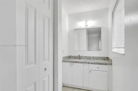 2011 Bay Drive Miami Beach FL 33141