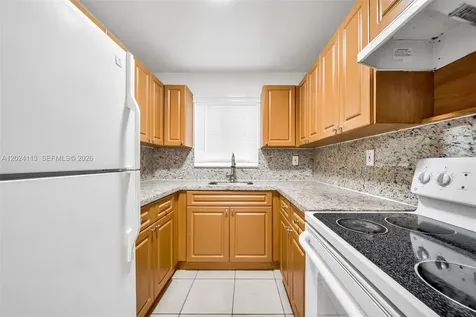 2011 Bay Drive Miami Beach FL 33141