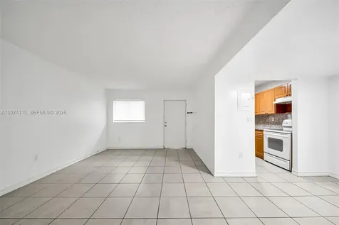 2011 Bay Drive Miami Beach FL 33141