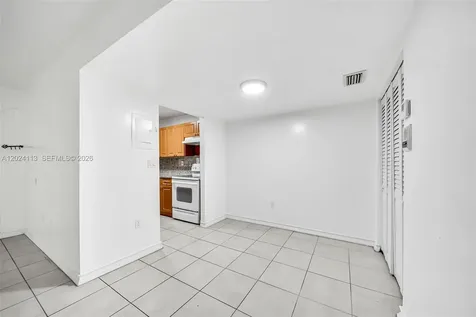 2011 Bay Drive Miami Beach FL 33141
