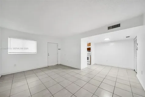 2011 Bay Drive Miami Beach FL 33141