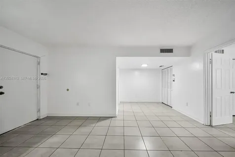 2011 Bay Drive Miami Beach FL 33141