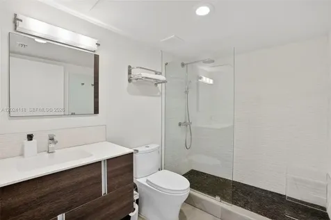 900 4th Street Miami Beach FL 33139