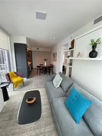 227 NE 2nd Street Miami FL 33132