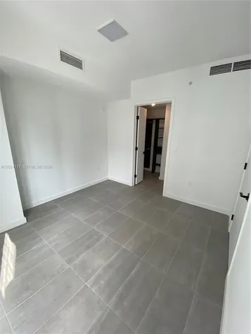 227 NE 2nd Street Miami FL 33132