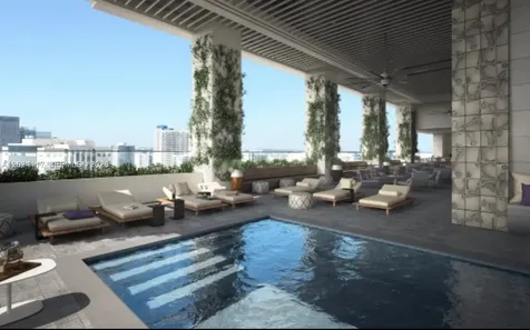 227 NE 2nd Street Miami FL 33132