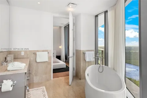 15701 Collins Avenue Sunny Isles Beach FL 33160