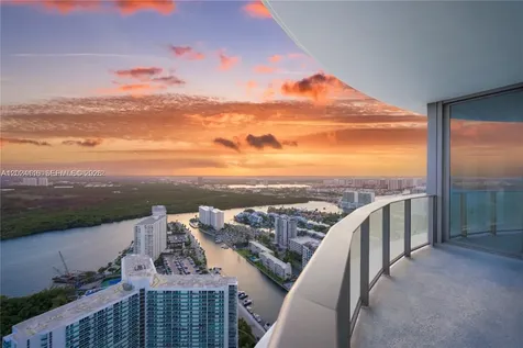 15701 Collins Avenue Sunny Isles Beach FL 33160