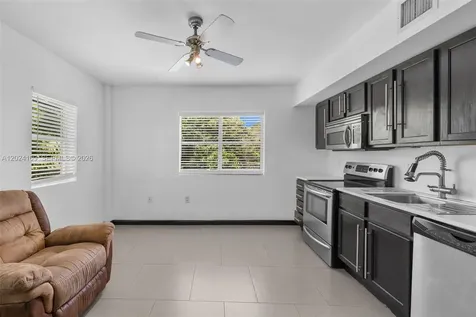 1876 SW 11th Terrace Miami FL 33135