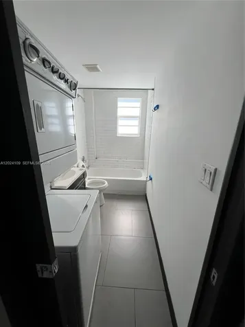 1876 SW 11th Terrace Miami FL 33135
