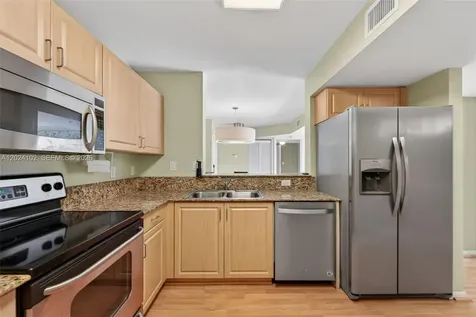619 E Sheridan Street Dania Beach FL 33004