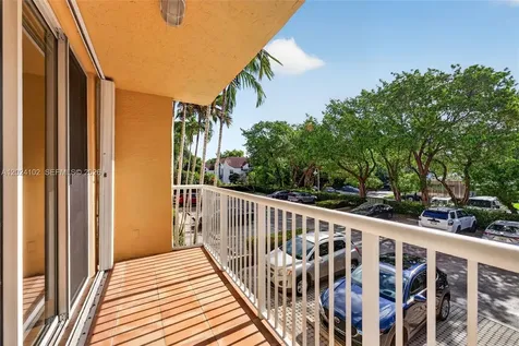 619 E Sheridan Street Dania Beach FL 33004