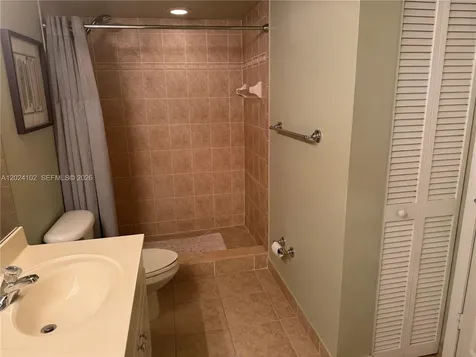 619 E Sheridan Street Dania Beach FL 33004