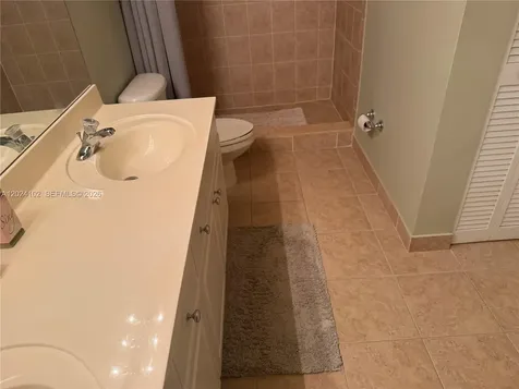 619 E Sheridan Street Dania Beach FL 33004