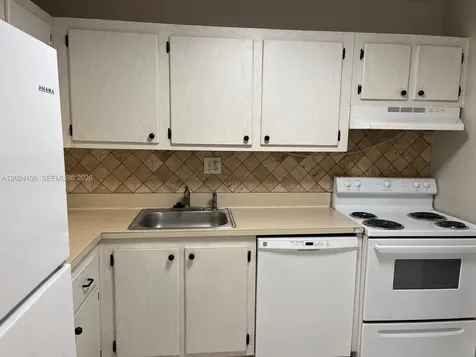 8020 Fairview Drive Tamarac FL 33321