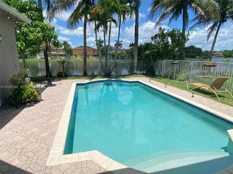3885 E Hibiscus Street Weston FL 33332